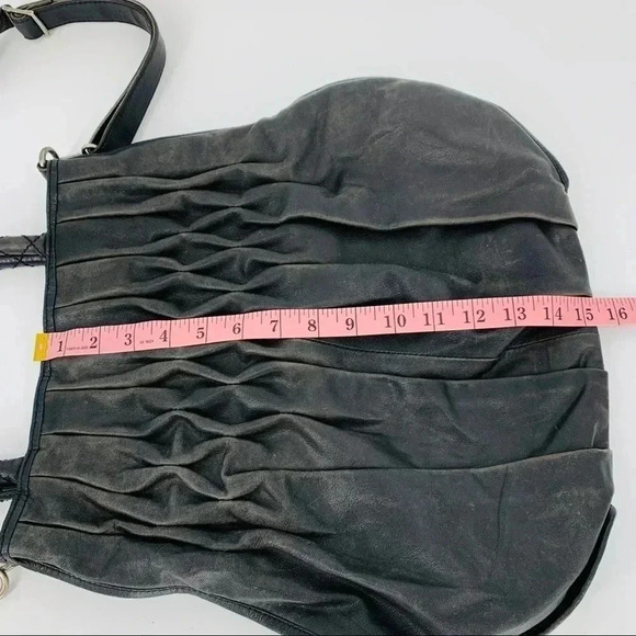 Mo & Co Leather satchel with pleated gills - Picture 13 of 14